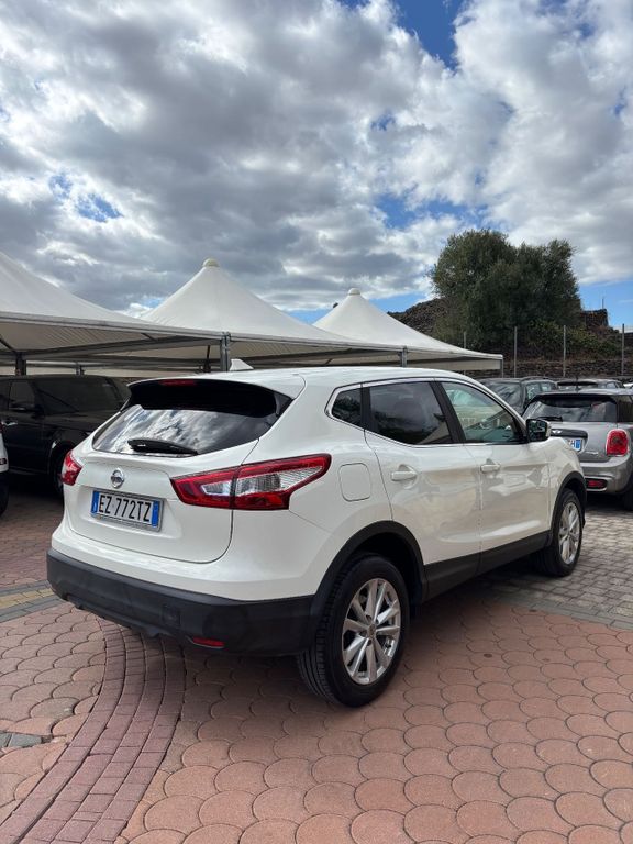Nissan Qashqai 2015