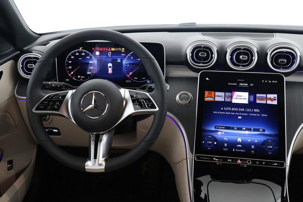 Mercedes-Benz C 200 2025