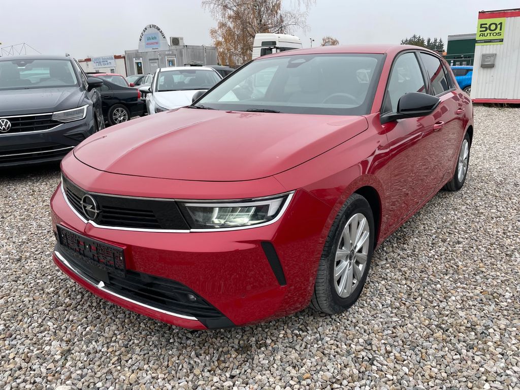 Opel Astra 2023