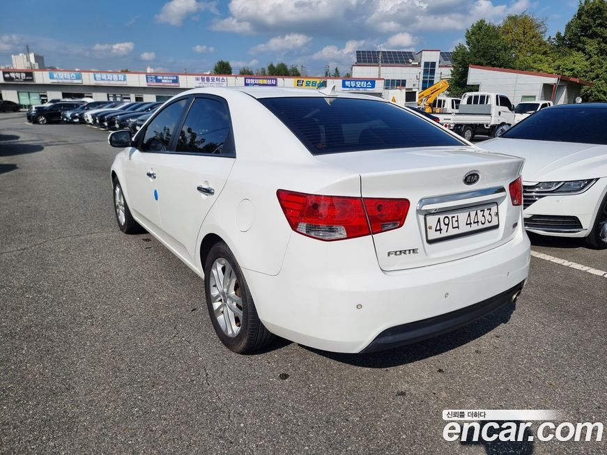 Kia Porte 2012