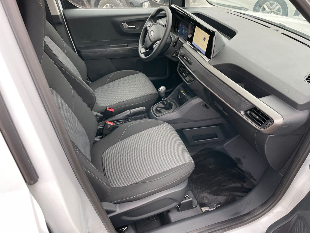 Ford Transit Courier 2024