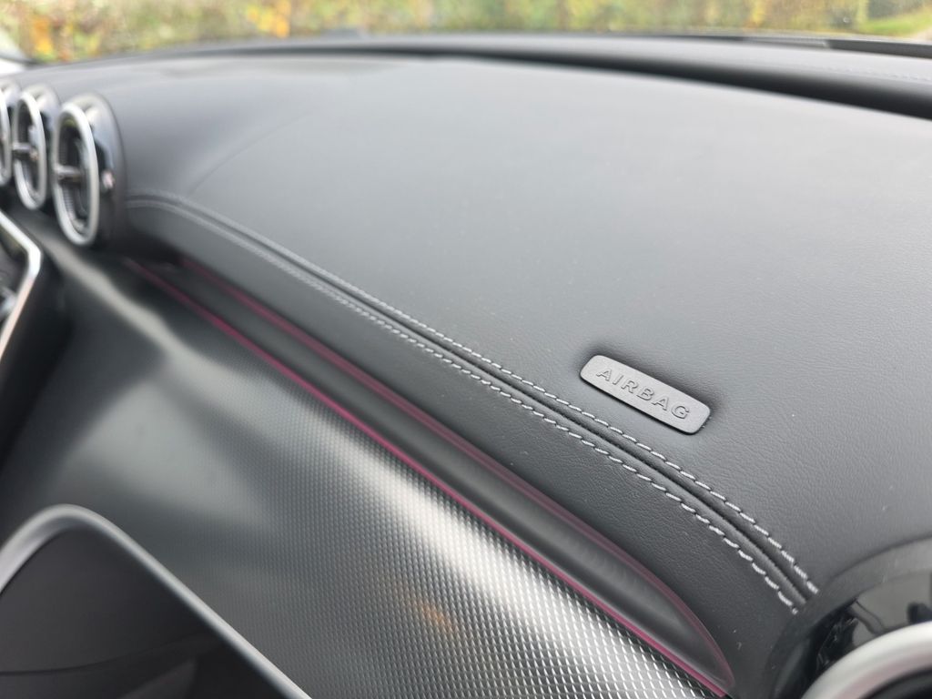 Mercedes-Benz C 300 2024