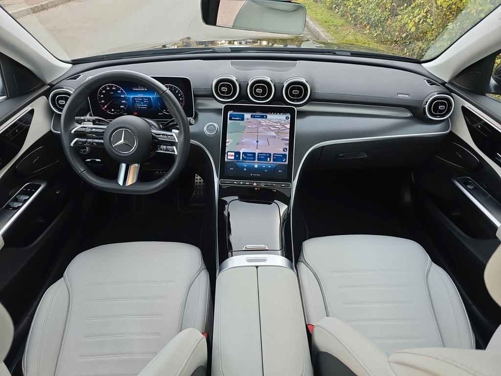Mercedes-Benz C 300 2024