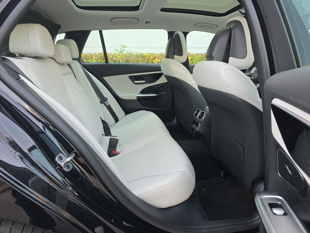 Mercedes-Benz C 300 2024