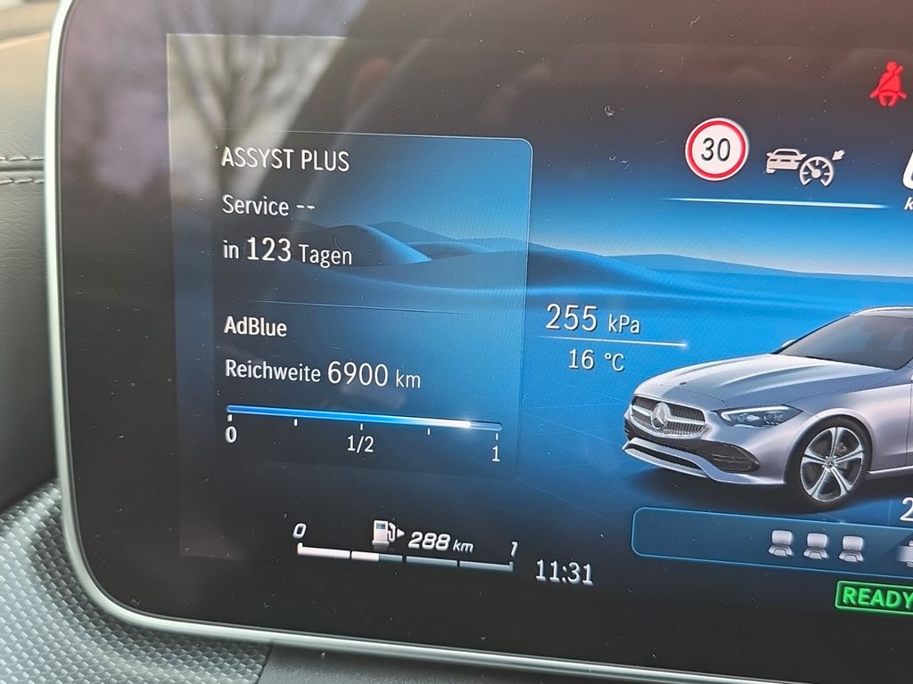 Mercedes-Benz C 300 2024