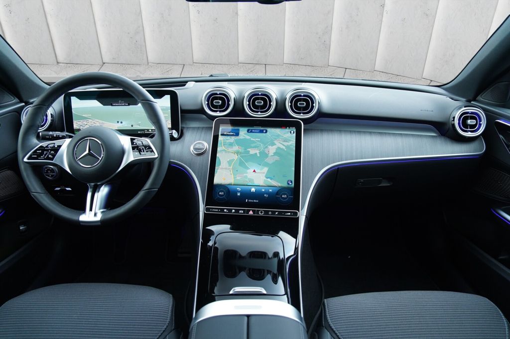 Mercedes-Benz C 300 2024