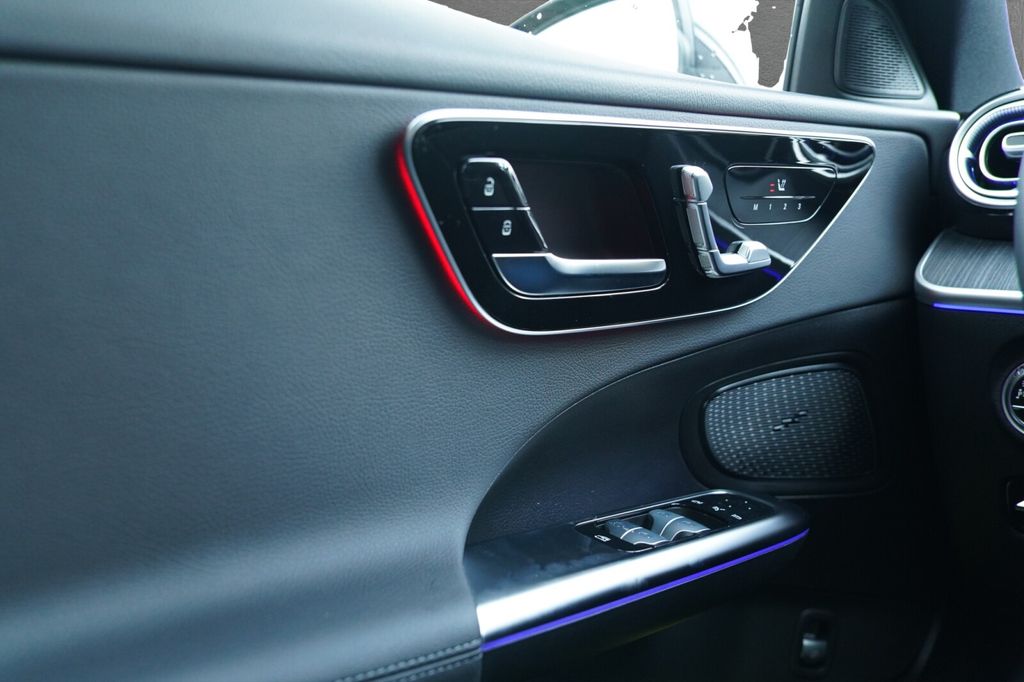 Mercedes-Benz C 300 2024