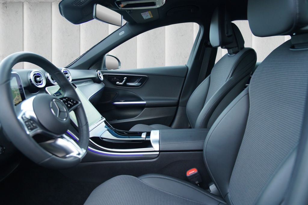 Mercedes-Benz C 300 2024