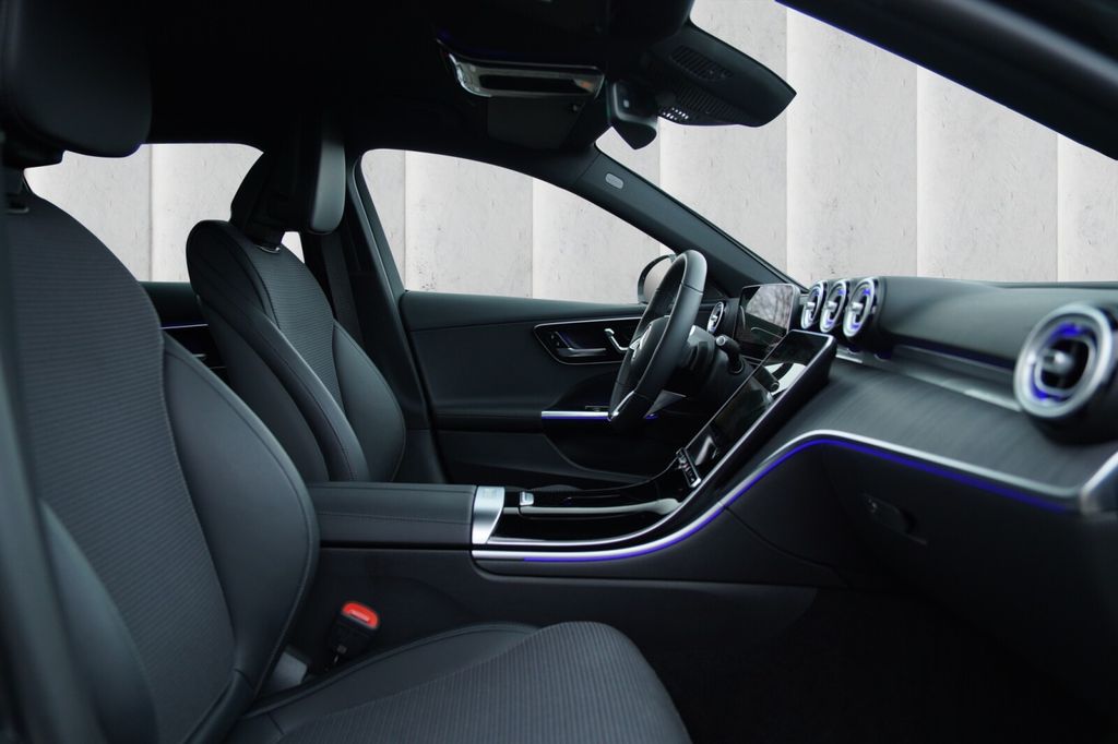 Mercedes-Benz C 300 2024