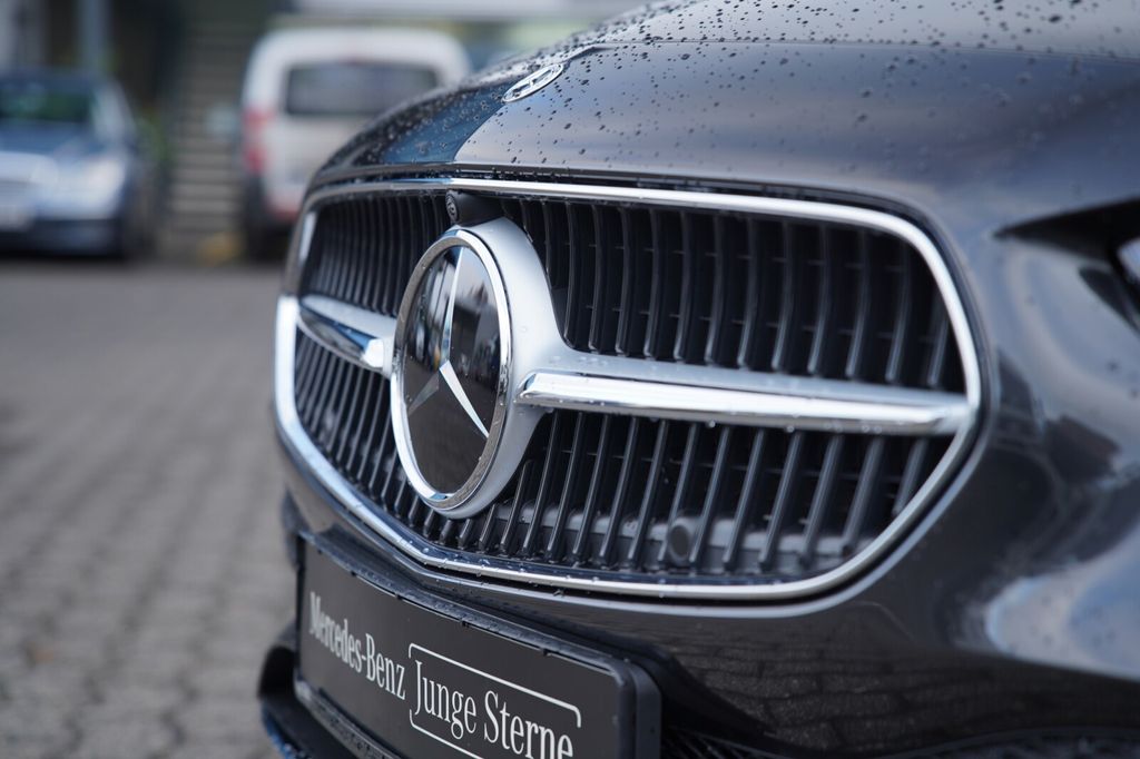 Mercedes-Benz C 300 2024