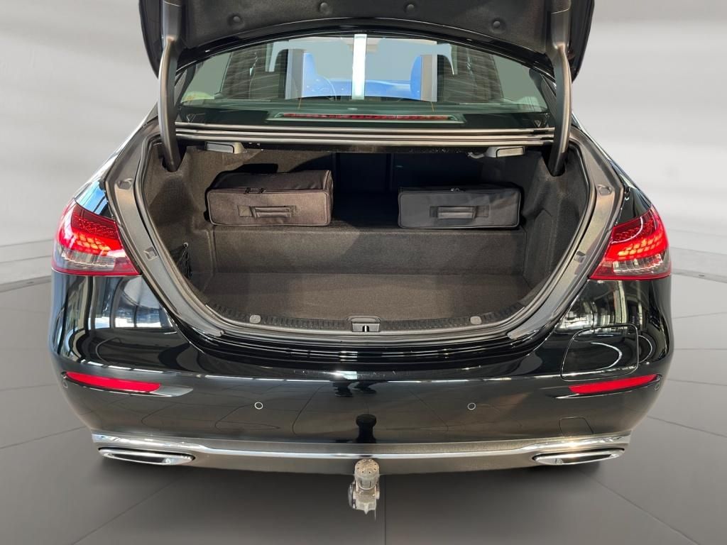 Mercedes-Benz E 300 2022