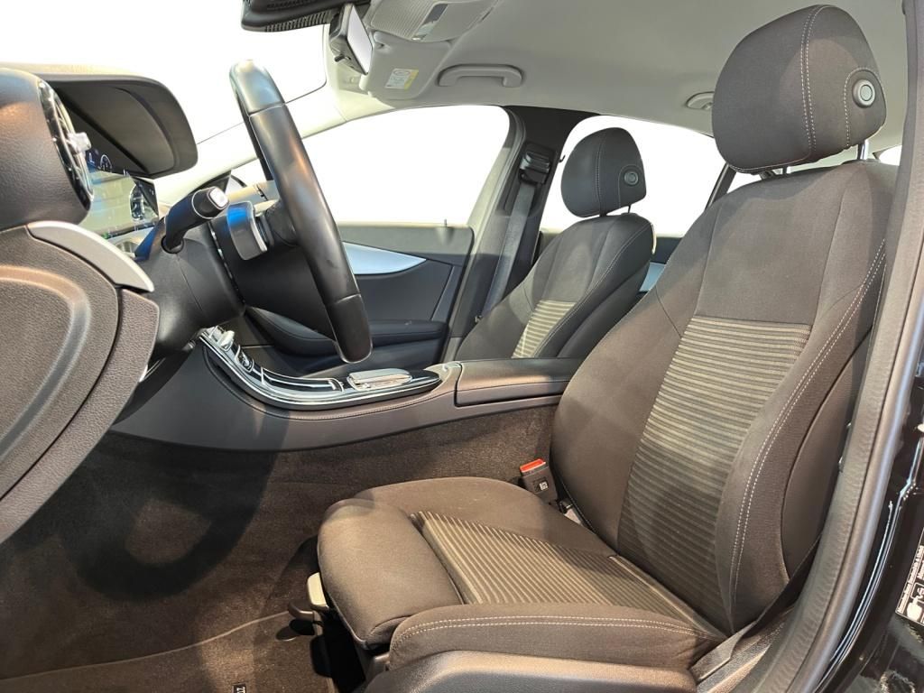 Mercedes-Benz E 300 2022