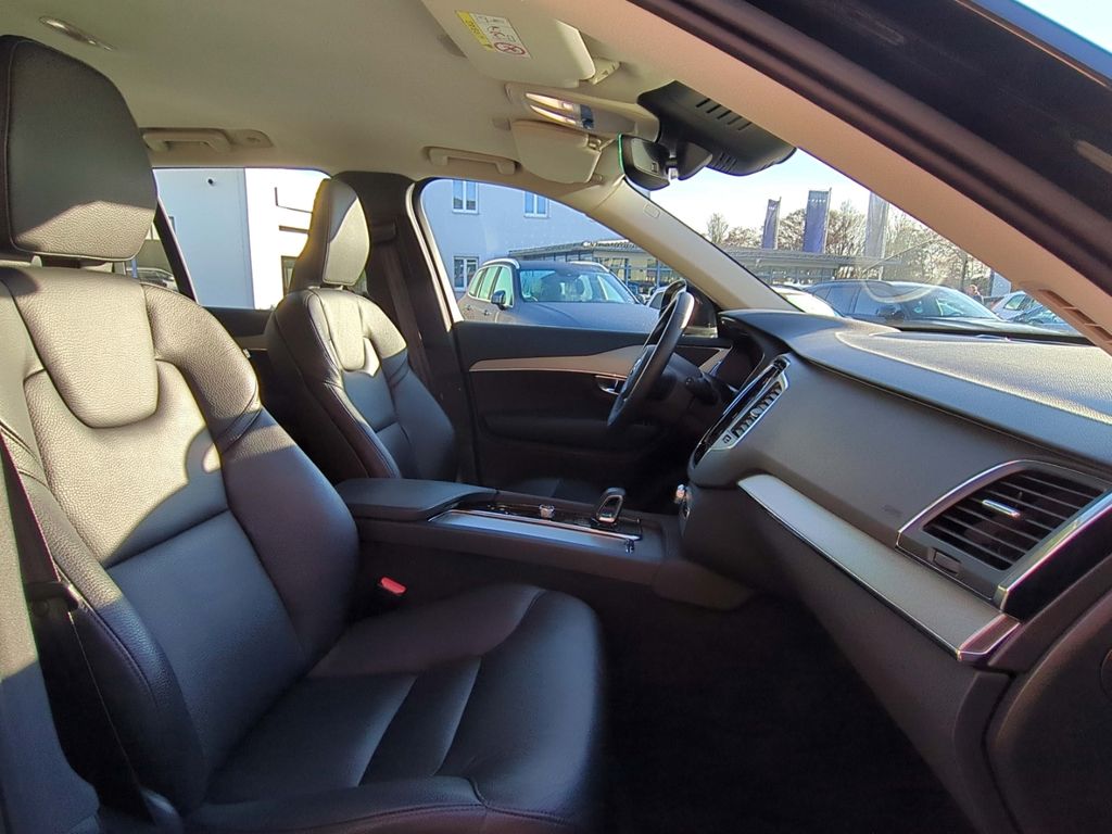 Volvo XC90 2022