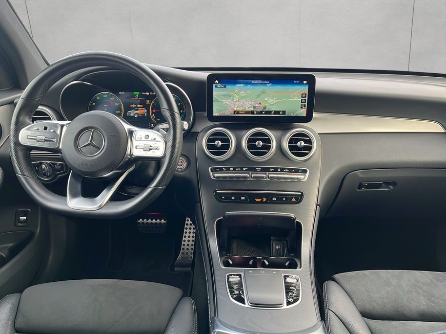 Mercedes-Benz GLC 300 2020