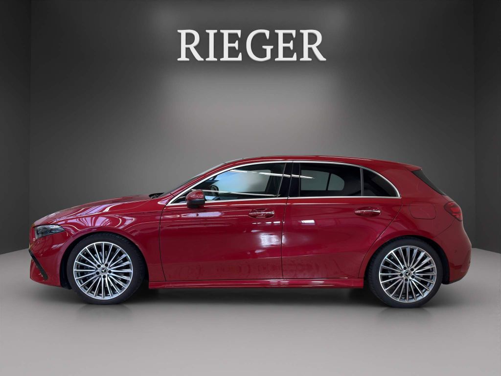 Mercedes-Benz A 220 2024