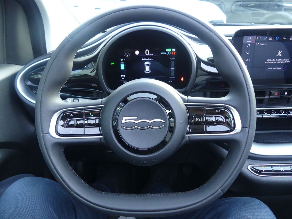 Fiat 500e 2023