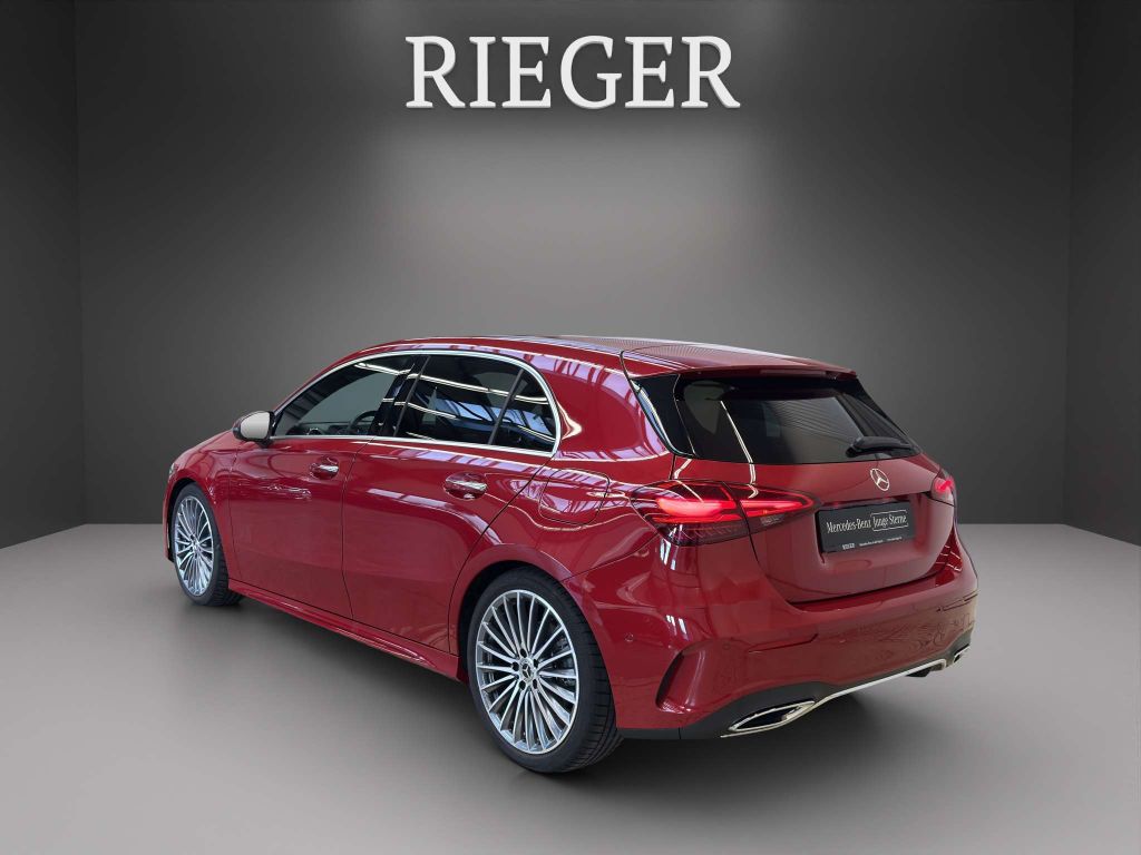 Mercedes-Benz A 220 2024