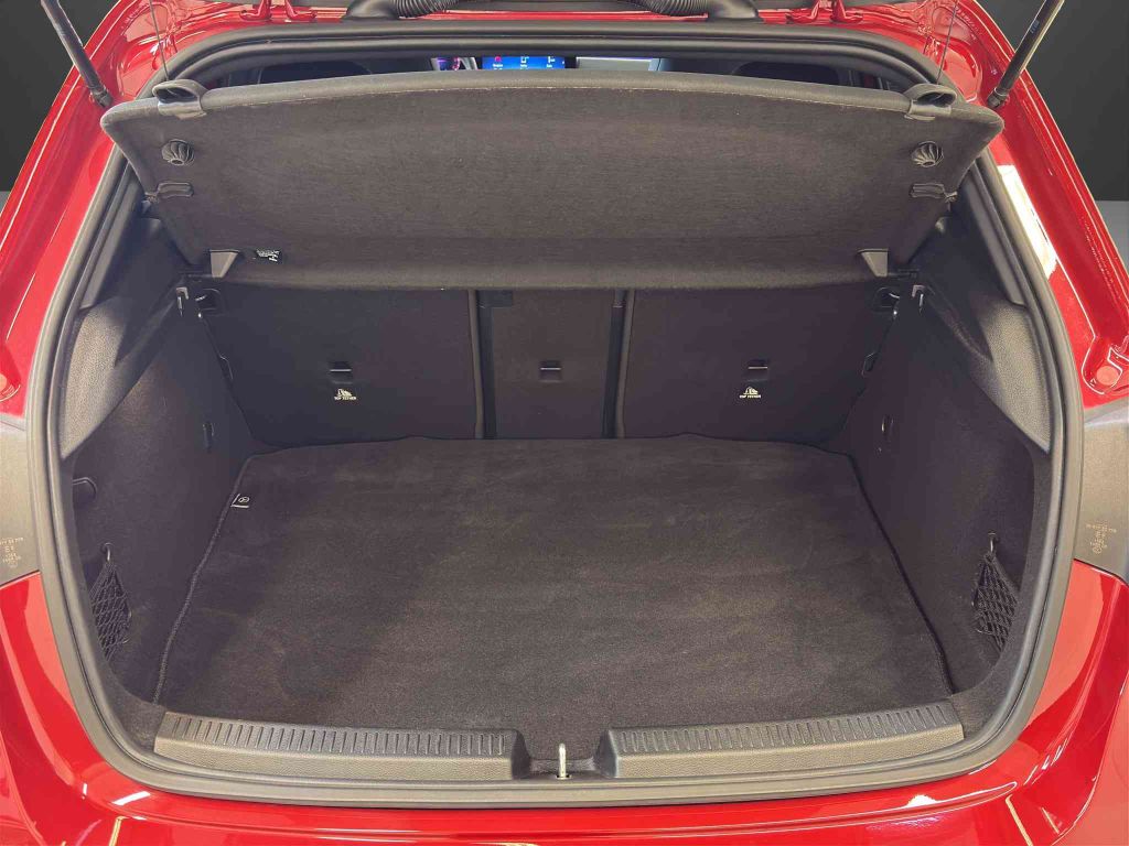 Mercedes-Benz A 220 2024