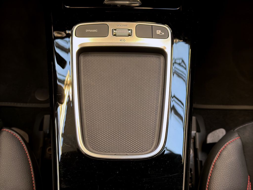 Mercedes-Benz A 220 2024