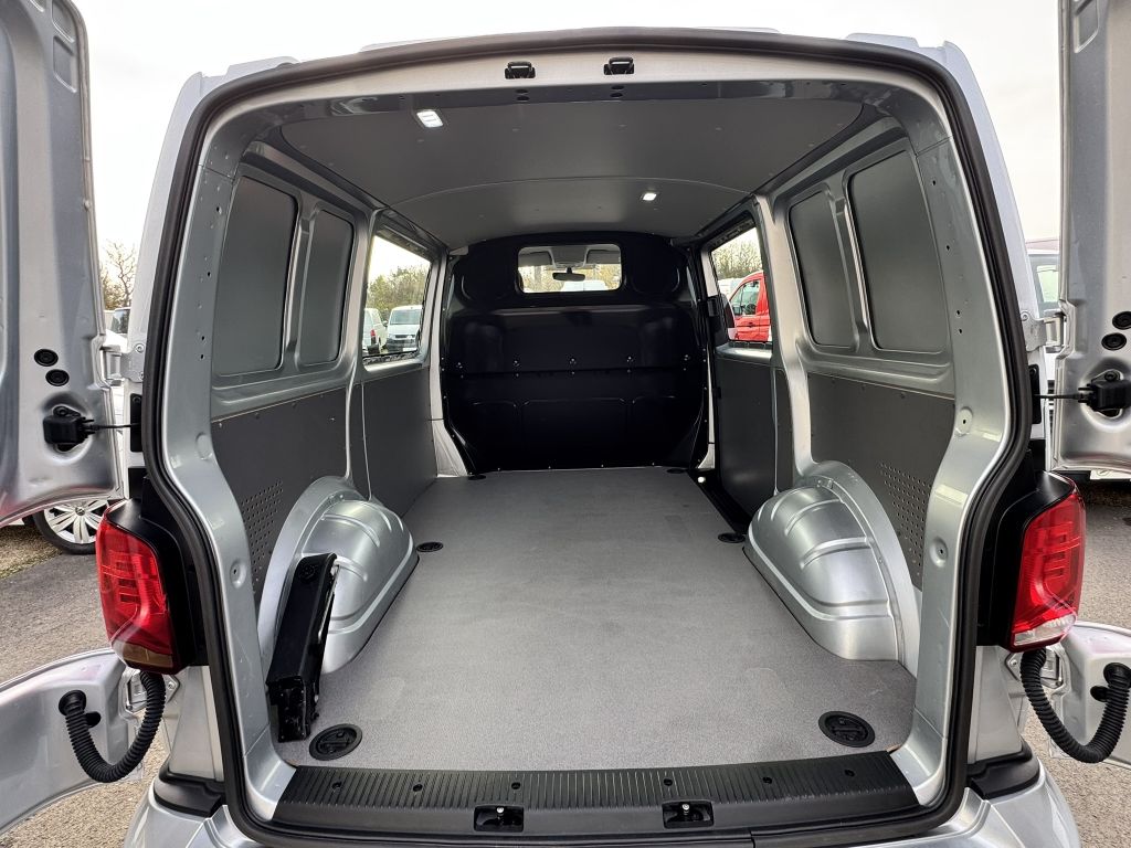 Volkswagen T6 Transporter 2023