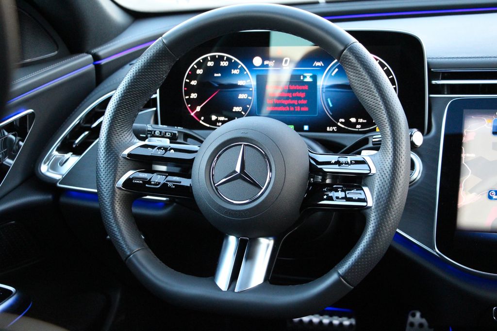 Mercedes-Benz E 300 2025