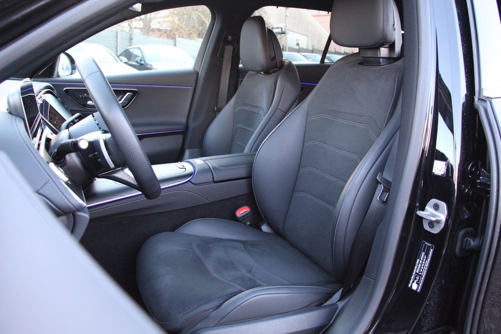 Mercedes-Benz E 300 2025