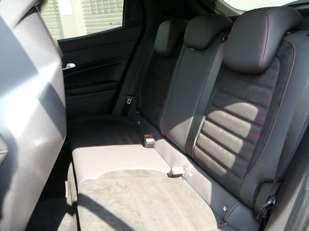 Alfa Romeo Junior 2025