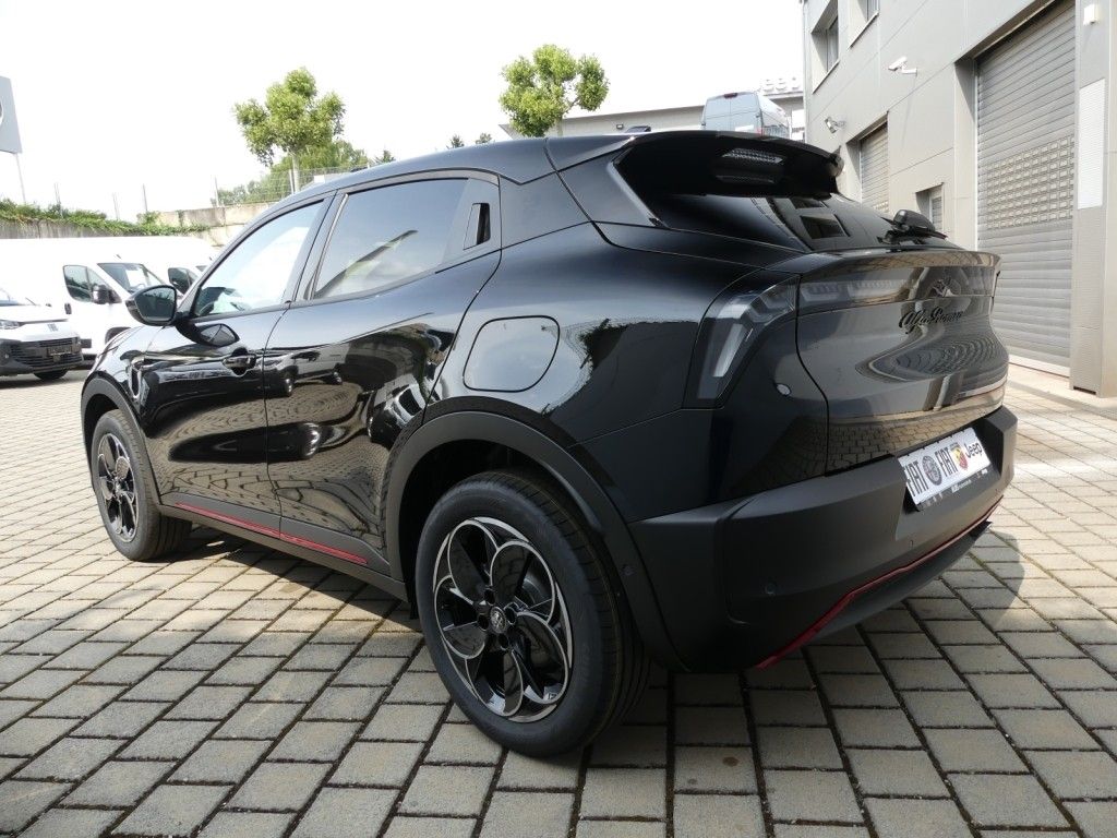 Alfa Romeo Junior 2025