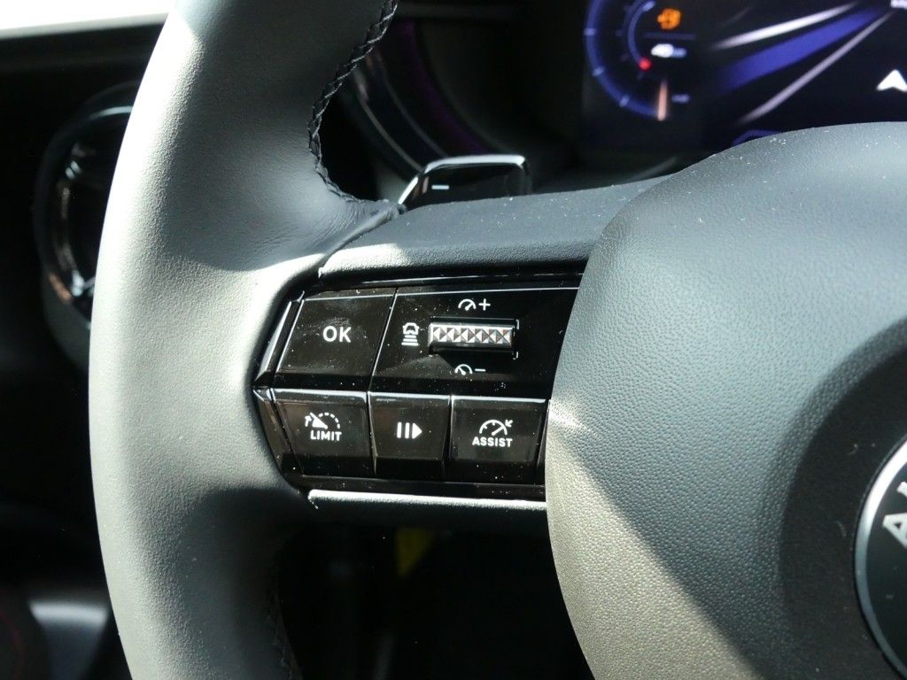 Alfa Romeo Junior 2025