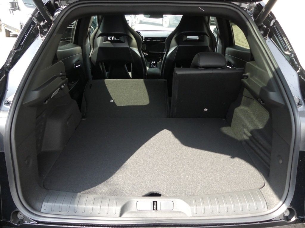 Alfa Romeo Junior 2025