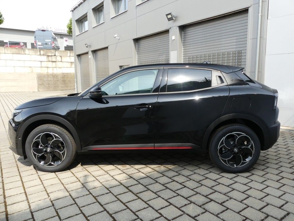 Alfa Romeo Junior 2025