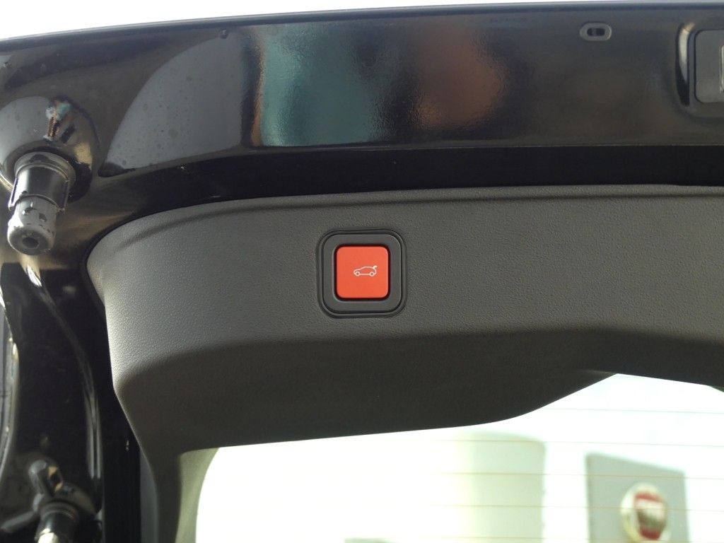 Alfa Romeo Junior 2025