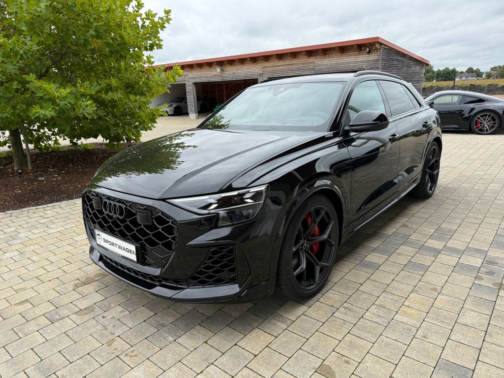 Audi RSQ8 2025
