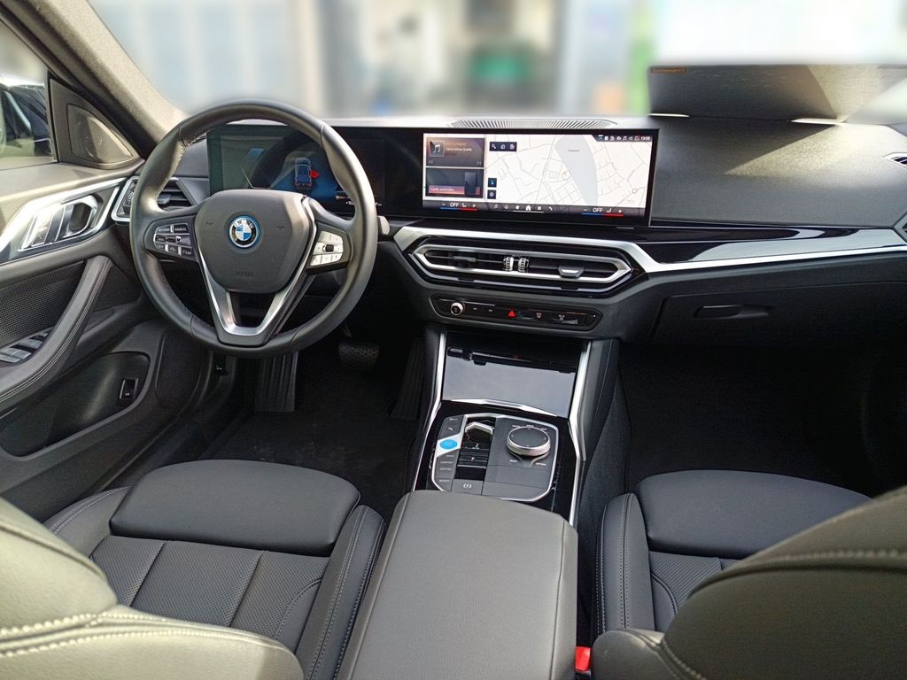 BMW i4 2023