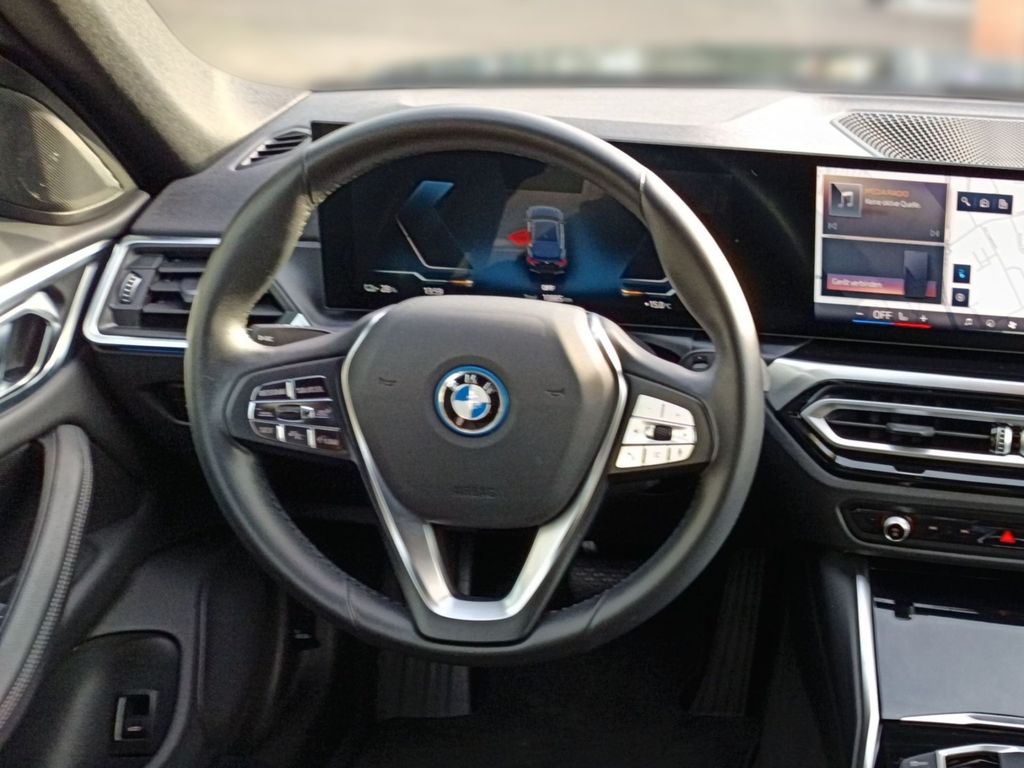 BMW i4 2023