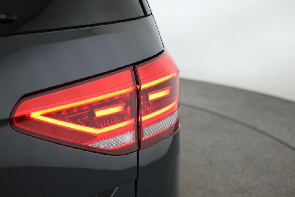 Volkswagen Touran 2025