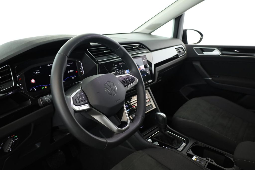 Volkswagen Touran 2025