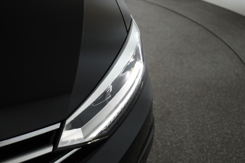 Volkswagen Touran 2025