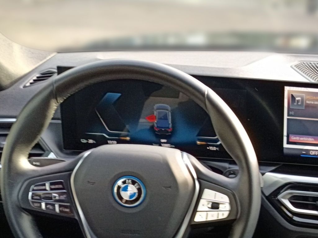 BMW i4 2023