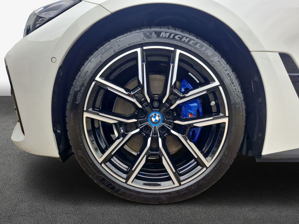 BMW i4 2024
