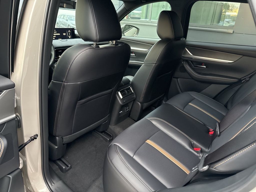 Mazda CX-60 2025