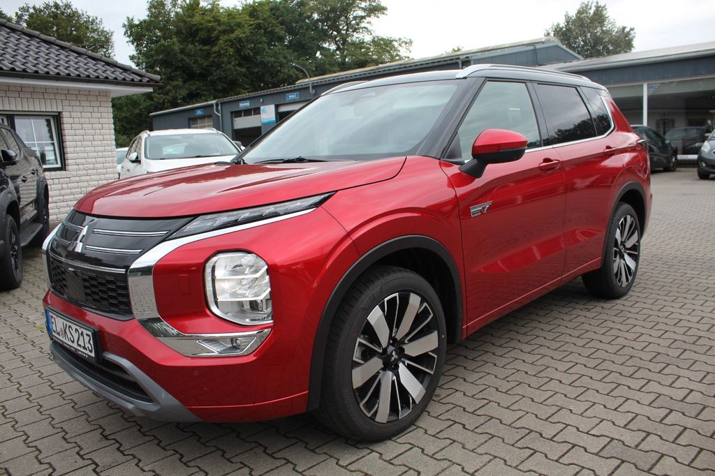 Mitsubishi Plug-in Hybrid Outlander 2025
