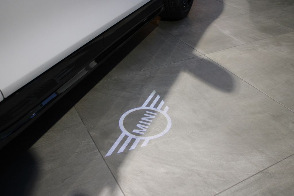 MINI John Cooper Works Cabrio 2025