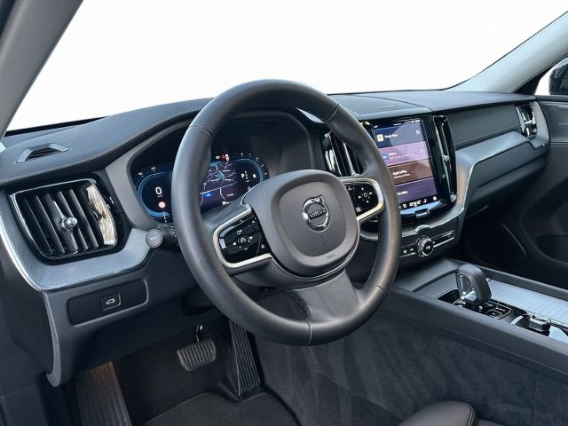 Volvo XC60 2025