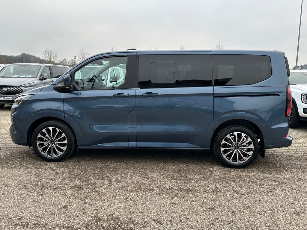 Ford Tourneo Custom 2025