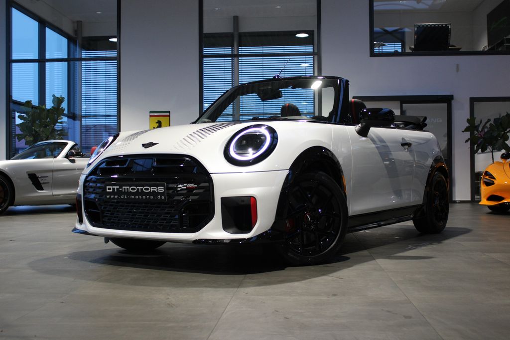 MINI John Cooper Works Cabrio 2025
