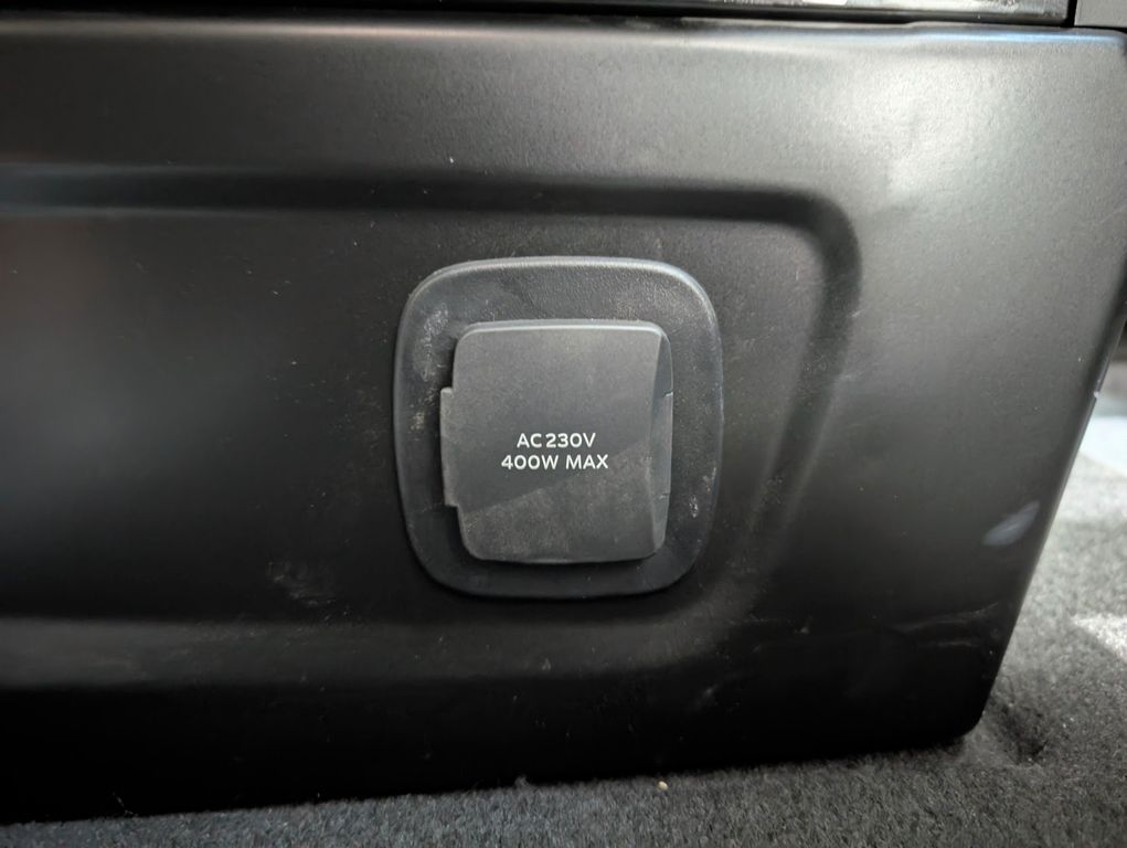 Ford Tourneo Custom 2025