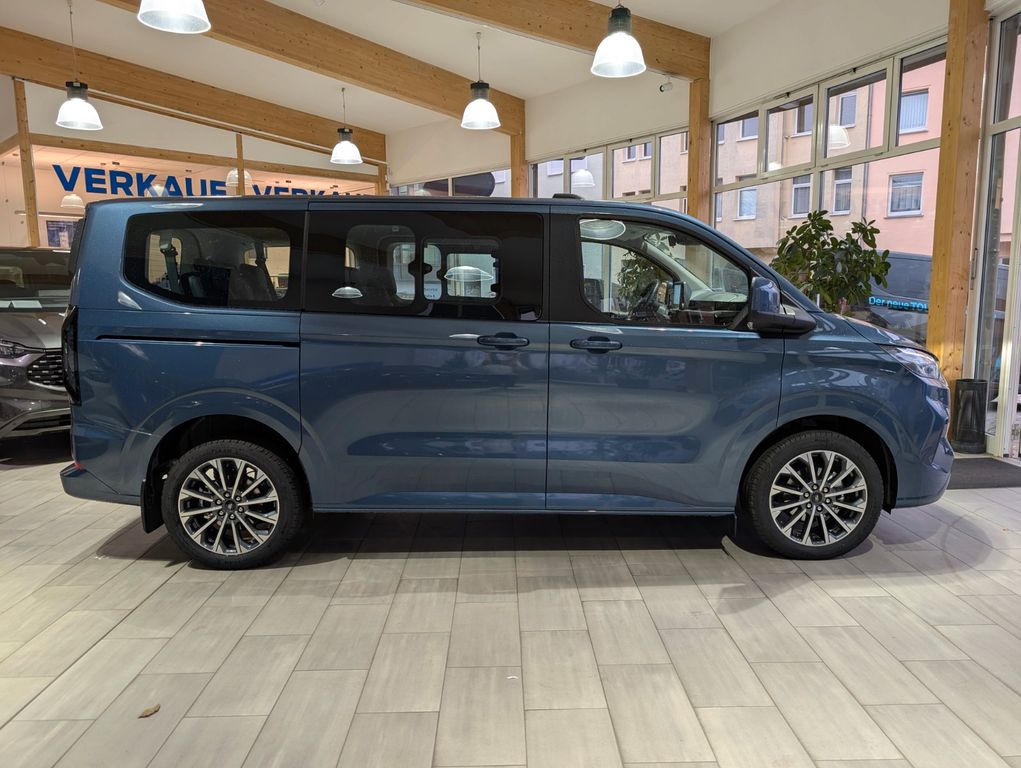 Ford Tourneo Custom 2025