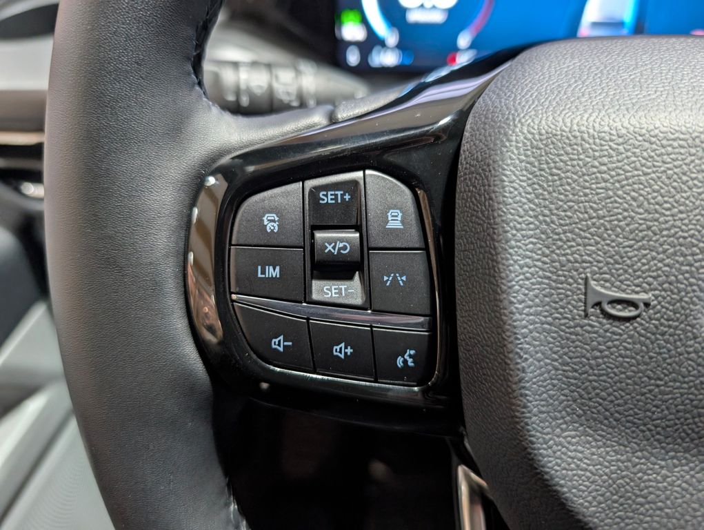 Ford Tourneo Custom 2025