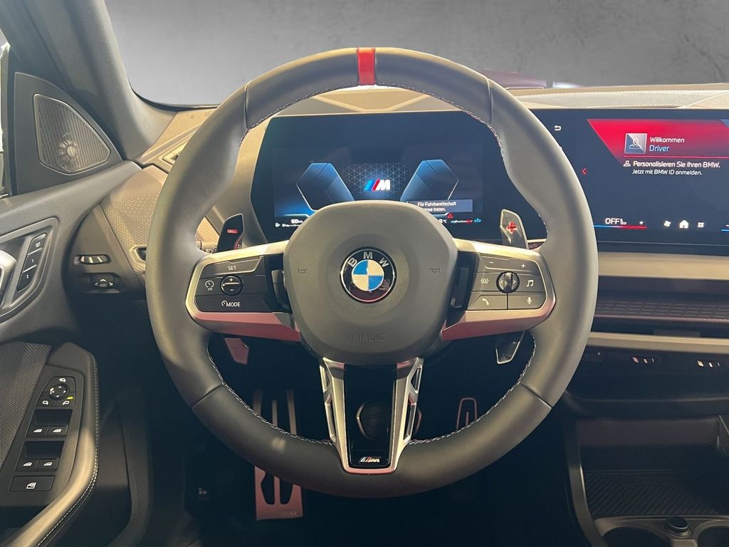 BMW M235 2025